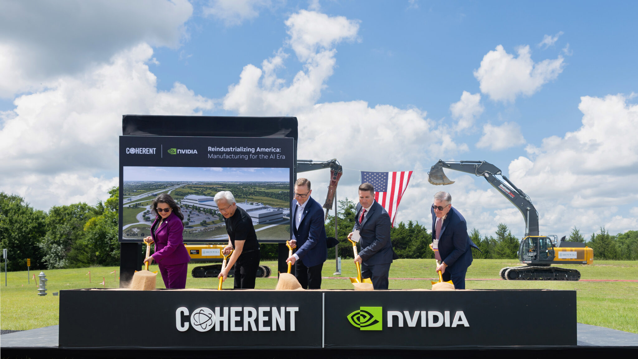 Coherent 在德州扩建工厂，扩大 AI 光骨干网络产能