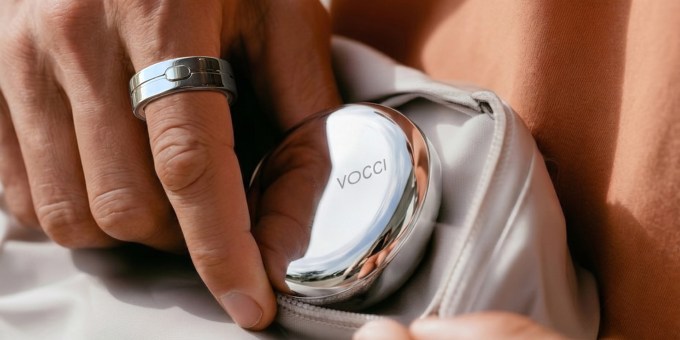 Vocci 推出会议记录智能戒指，售价 249 美元