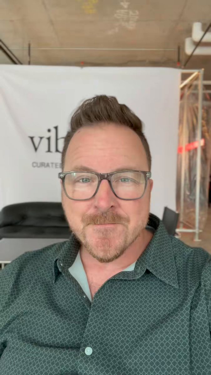 转推称AI不扼杀创造力，VibeCon证明其激发创造力