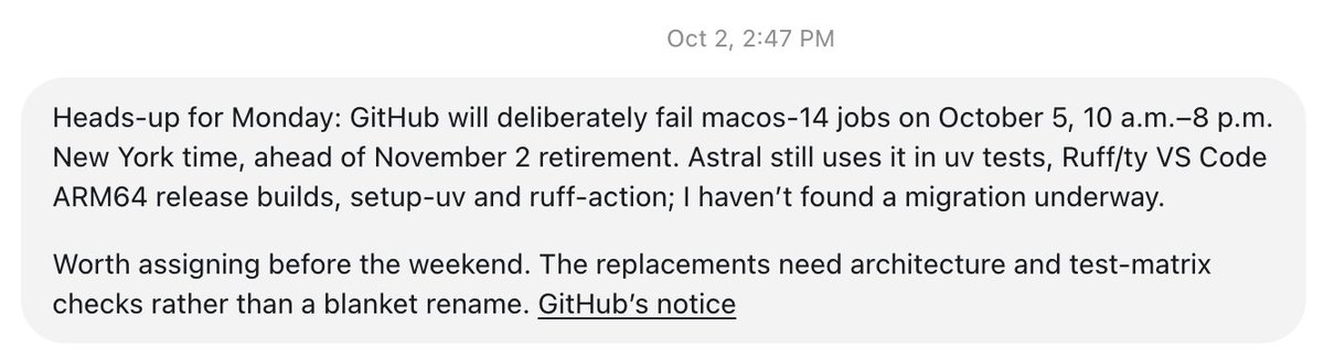 作者称其 AI 助手 Dot 主动提醒 GitHub macos-14 runner 退役将导致 CI 任务失败。