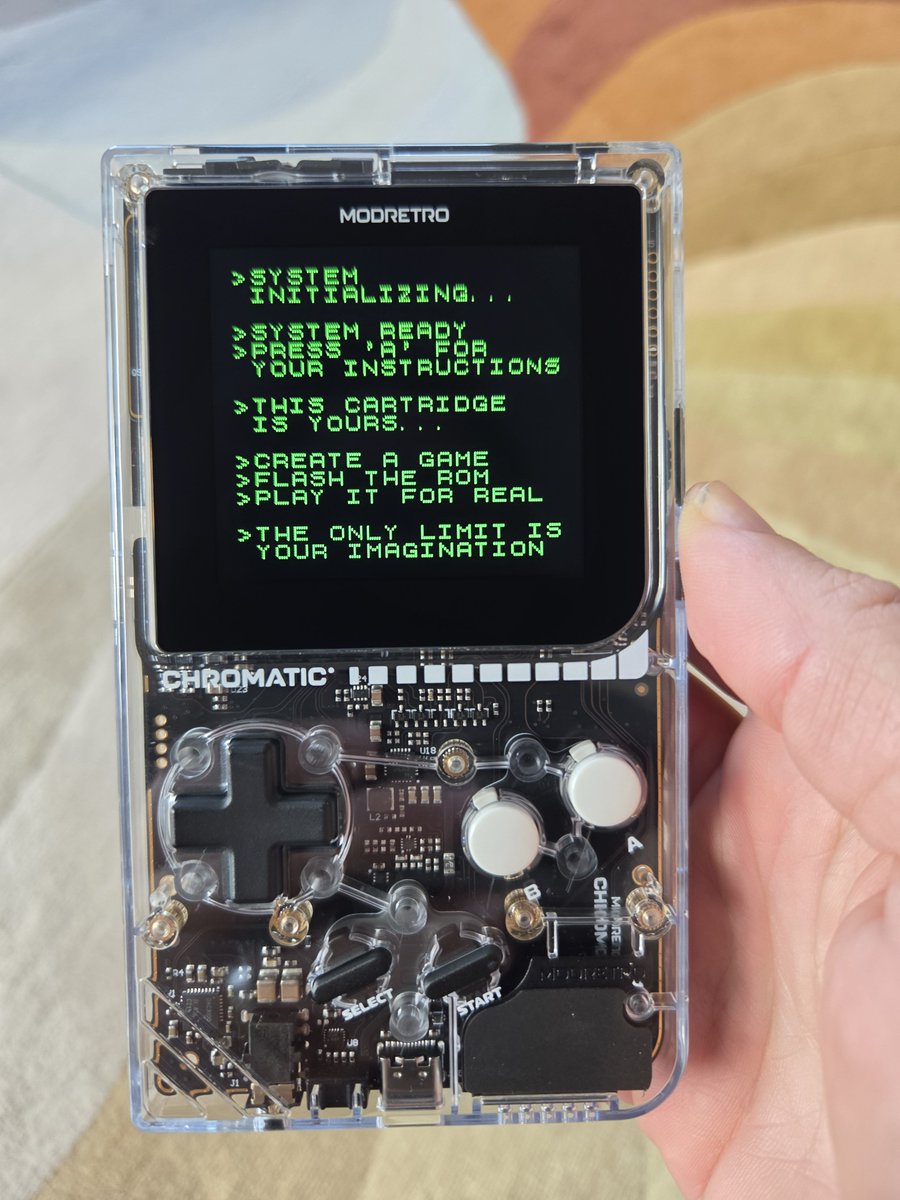 DHH 收到 ModRetro 新款 Codex 版 Chromatic Gameboy,可用于 vibe coding 游戏
