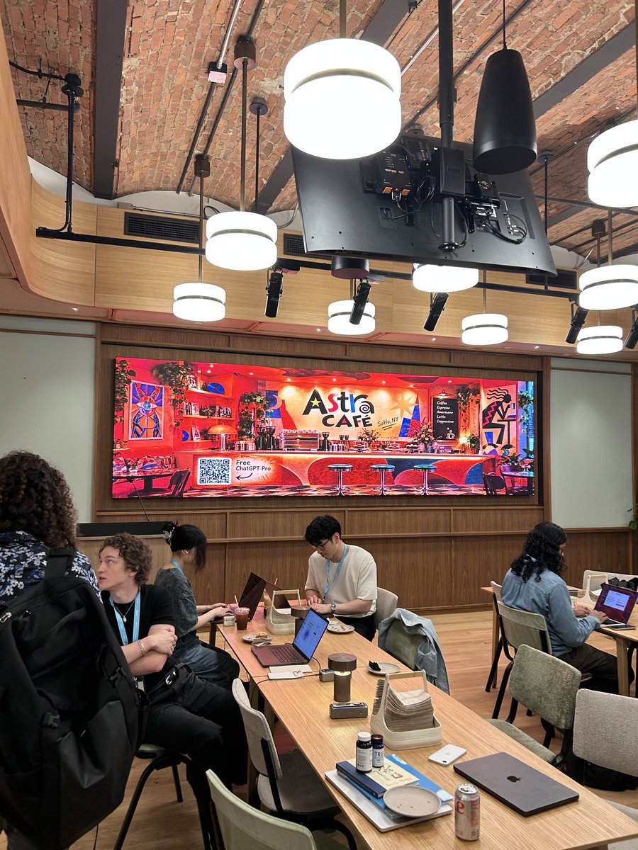 Astra meetup 在 OpenAI 纽约办公室举行,作者致谢主办方